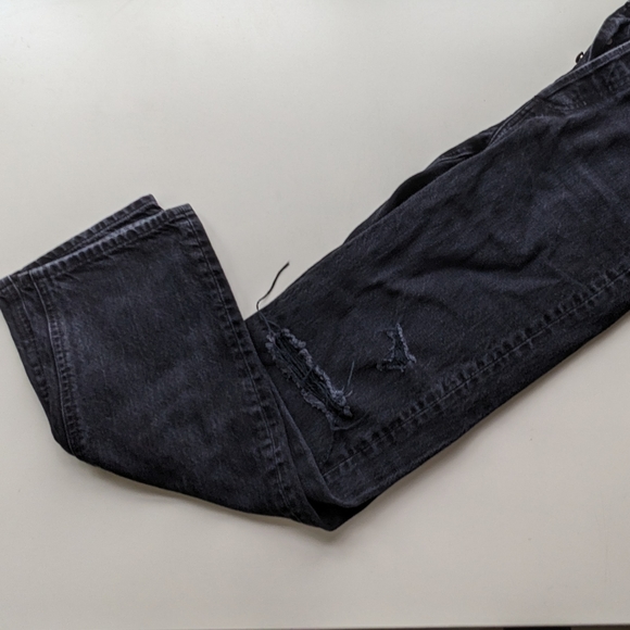 Denim Forum | Joni High Rise Loose 29L size 24 Dark Blue Distressed Jeans - Picture 11 of 13